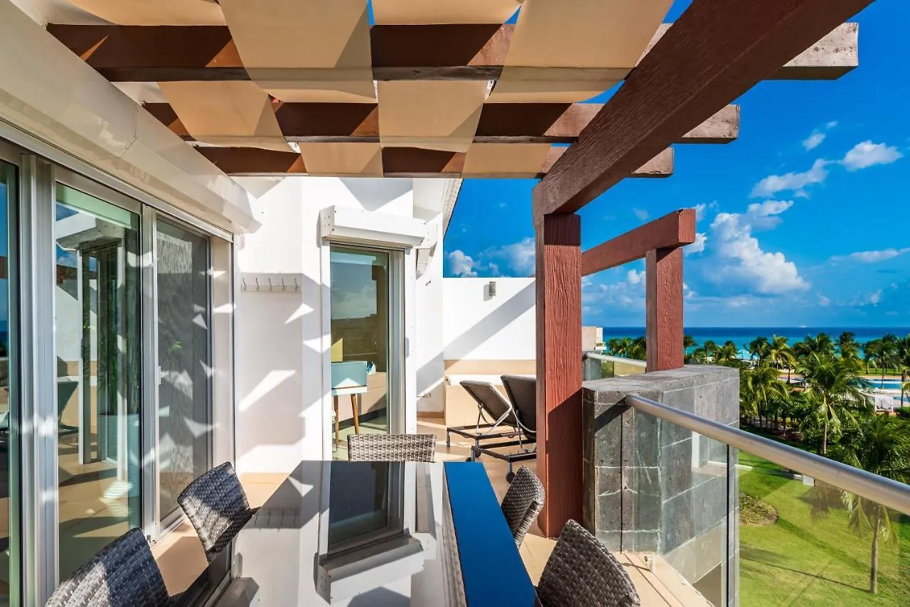 Casa Marbella Ocean View Penthouse Apts Playa del Carmen Apartmán