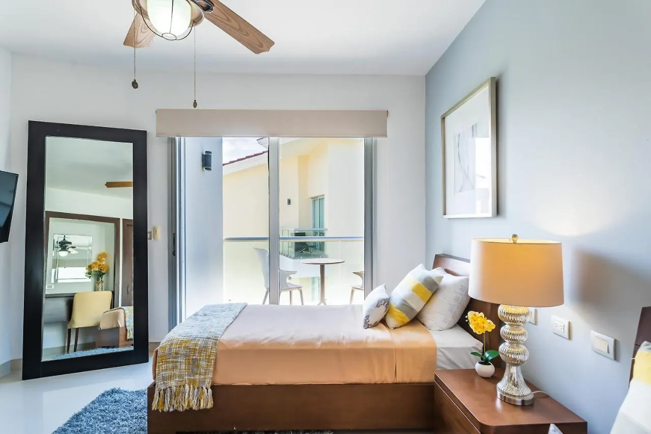Casa Marbella Ocean View Penthouse Apts Playa del Carmen Mexiko