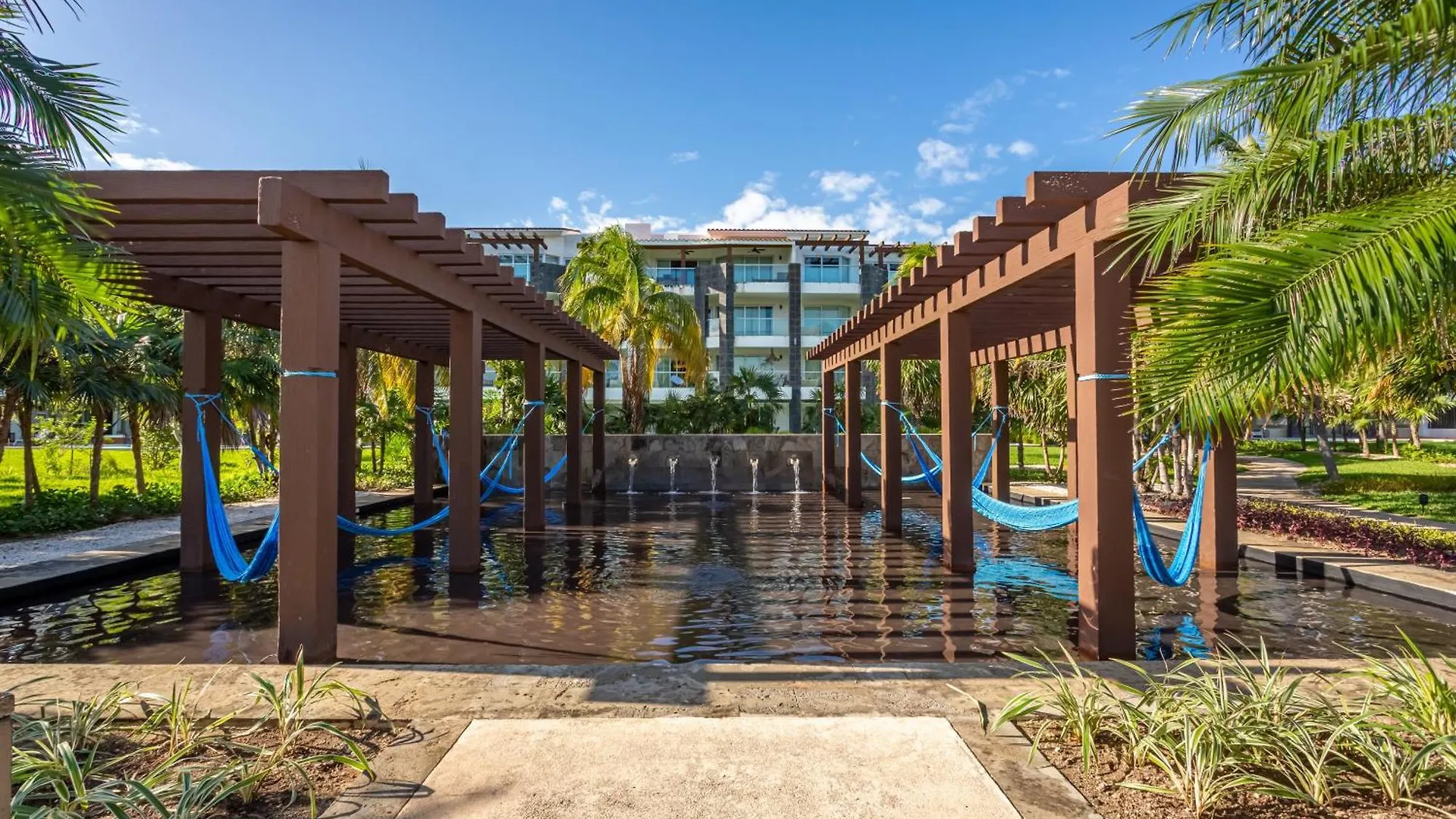 Casa Marbella Ocean View Penthouse Apts Playa del Carmen