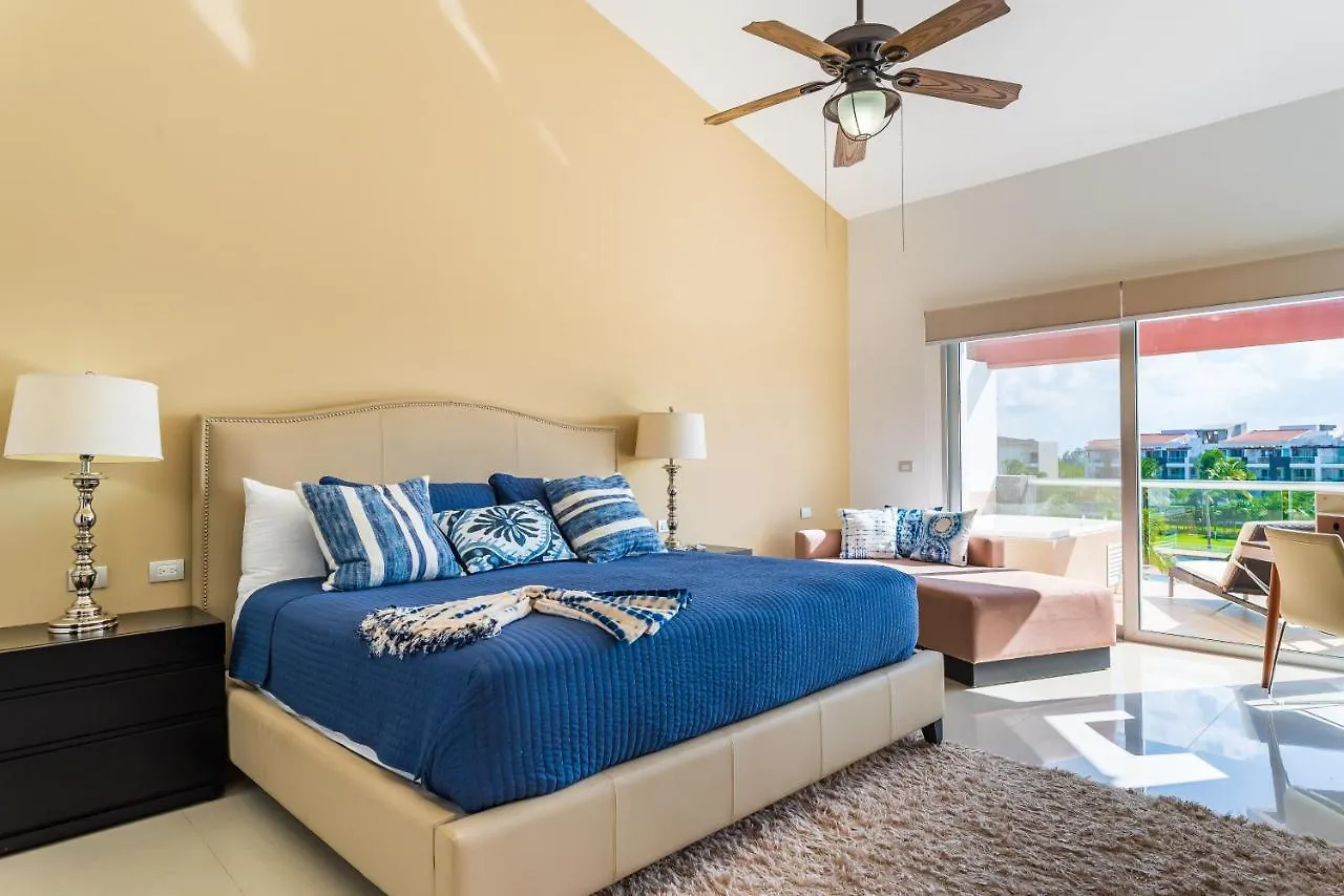 Casa Marbella Ocean View Penthouse Apts Playa del Carmen
