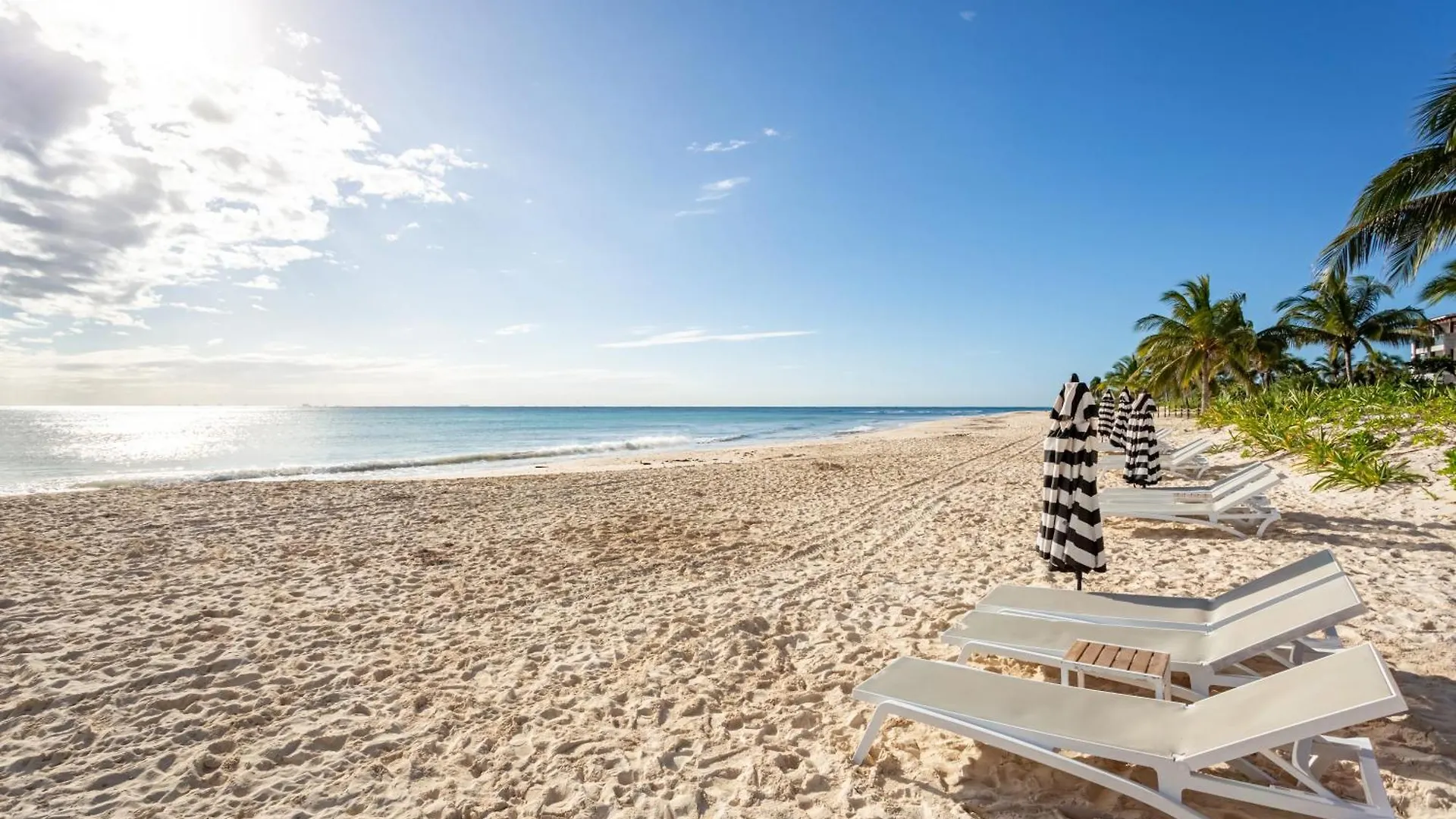 Casa Marbella Ocean View Penthouse Apts Playa del Carmen